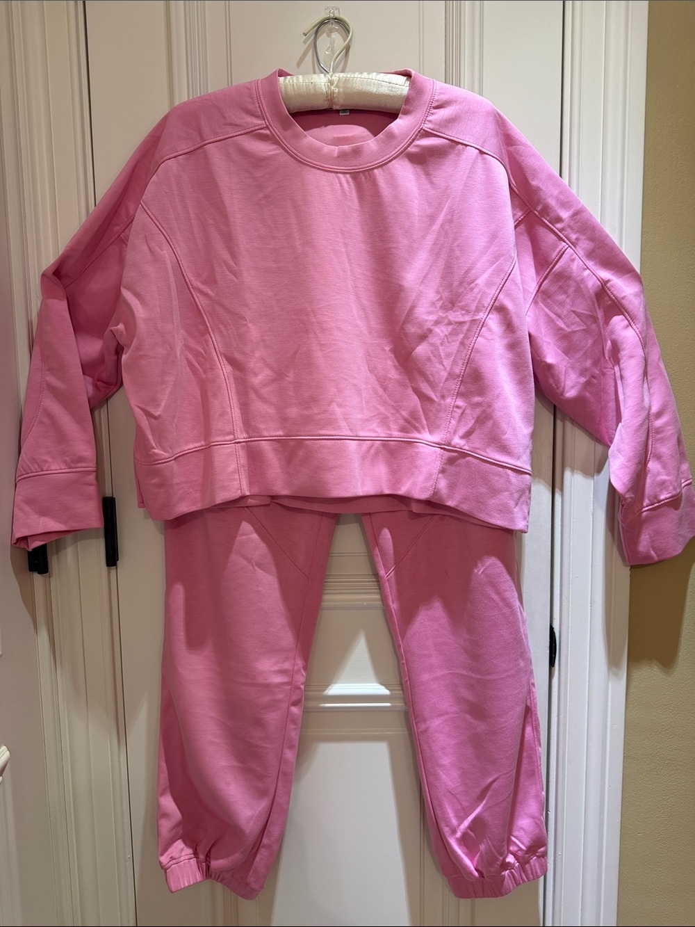 White Birch Cozy Pink Matching Airplane Lounge Set- Scuba Fabric-NWT size XL